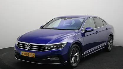 Occasion VW Passat Business 150 PK (110 kW) 2020 Blauw, metallic lak Sedan