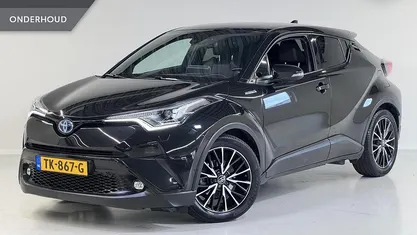 Zwart Gebruikt 2018 Toyota C-HR SUV | € 19.945 (Eerlijke prijs)