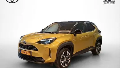 Goud (metallic) Occasion 2022 Toyota Yaris Cross Executive SUV | € 27.945 (Eerlijke prijs)