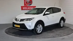 Gebruikt 2015 Toyota RAV4 Business Edition SUV | € 18.950 (Eerlijke prijs)