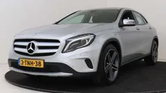 Grijs, metallic lak Gebruikt 2014 Mercedes GLA200 Ambition SUV | € 17.450 (Eerlijke prijs)