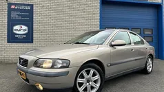 Gebruikt 2001 Volvo S60 Sedan | € 1.550 (Eerlijke prijs)