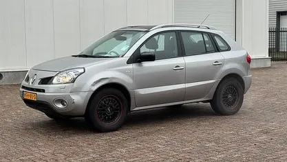 Grijs Gebruikt 2008 Renault Koleos Dynamique SUV | € 1.450 (Eerlijke prijs)