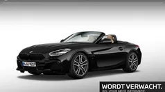 Zwart Gebruikt 2022 BMW Z4 Comfort Edition Cabriolet | € 44.900 (Goede deal)