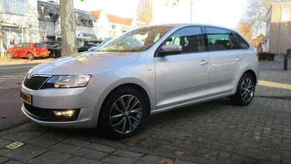 Gebruikt 2018 Skoda Rapid Drive Hatchback | € 13.485 (Eerlijke prijs)