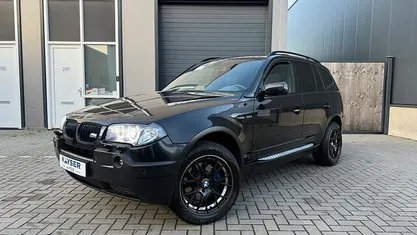 Zwart Gebruikt 2004 BMW X3 SUV | € 4.750 (Eerlijke prijs)