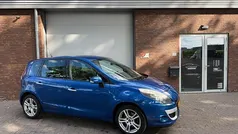 Gebruikt 2011 Renault Scénic III Bose Edition MPV | € 3.799 (Goede deal)