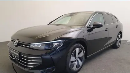 Gebruikt 2024 VW Passat Business Stationwagen | € 39.950 (Goede deal)