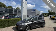 Grijs Gebruikt 2021 Ford Fiesta ST-Line Hatchback | € 15.990 (Eerlijke prijs)