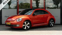 Oranje Gebruikt 2015 VW Beetle CLUB Hatchback | € 15.950 (Eerlijke prijs)