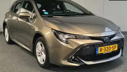 Occasion Toyota Corolla Active 123 PK (90 kW) 2019 Beige Hatchback