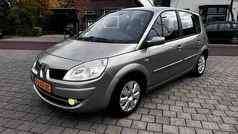 Gebruikt 2007 Renault Scénic II MPV | € 1.699 (Eerlijke prijs)