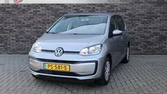 Grijs Gebruikt 2017 VW up! move up! Hatchback | € 7.950 (Eerlijke prijs)