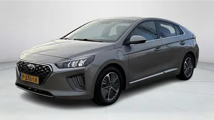Fluid metal metallic (m6t) Occasion 2021 Hyundai Ioniq Comfort Hatchback | € 18.950 (Goede deal)