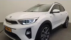 Wit (metallic) Gebruikt 2019 Kia Stonic SUV | € 15.450 (Eerlijke prijs)