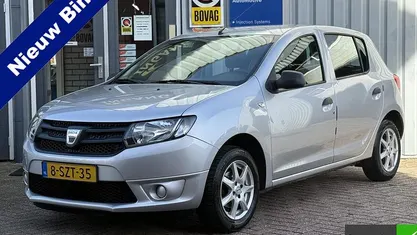 Occasion Dacia Sandero Lauréate 90 PK (66 kW) 2014 Grijs Hatchback