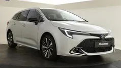 Grijs Gebruikt 2025 Toyota Corolla Hybrid Style Stationwagen | € 33.899 (Super prijs)