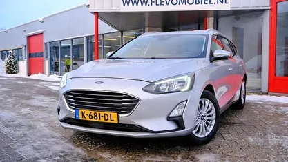 Grijs (metallic) Gebruikt 2020 Ford Focus Business Edition Stationwagen | € 13.450 (Eerlijke prijs)