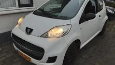 Hatchback Gebruikt 2011 Peugeot 107 Hatchback | € 3.150 (Eerlijke prijs)