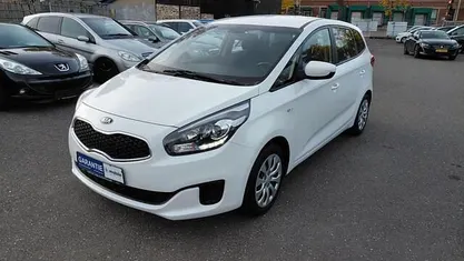 Wit Occasion 2014 Kia Carens Comfort MPV | € 12.450 (Eerlijke prijs)