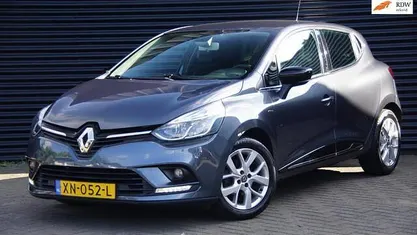 Grijs, metallic lak Occasion 2019 Renault Clio IV LIMITED Hatchback | € 6.995 (Eerlijke prijs)