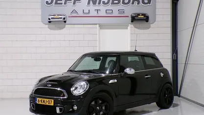 Zwart Occasion 2010 Mini Cooper S Hatchback | € 6.999 (Eerlijke prijs)