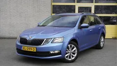 Blauw, metallic lak Gebruikt 2019 Skoda Octavia Business Line Stationwagen | € 13.950 (Goede deal)