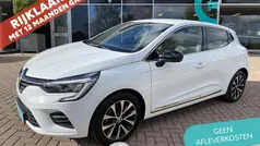 Gebruikt 2023 Renault Clio V Techno Hatchback | € 17.300 (Goede deal)