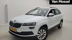 Wit Gebruikt 2021 Skoda Karoq Business Line SUV | € 22.700 (Super prijs)