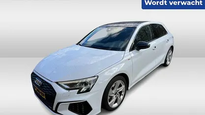 Occasion Audi A3 Sportback e-tron S-Line 110 PK (80 kW) 2022 Wit Hatchback