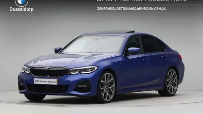 Blauw Occasion 2019 BMW 330 Executive Sedan | € 31.950 (Goede deal)