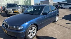 Blauw Gebruikt 2004 BMW 320 Lifestyle Sedan | € 3.995 (Eerlijke prijs)