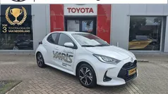Gebruikt 2024 Toyota Yaris Edition Hatchback | € 26.900 (Eerlijke prijs)
