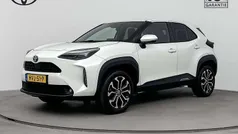 Wit Gebruikt 2022 Toyota Yaris Cross Limited SUV | € 26.945 (Eerlijke prijs)