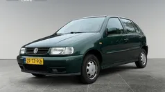 Groen Gebruikt 1999 VW Polo Hatchback | € 999 (Eerlijke prijs)