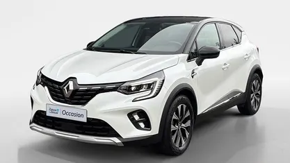 Licht wit nacre met dak in sterzwart Occasion 2023 Renault Captur Techno SUV | € 23.935 (Goede deal)
