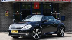 Zwart Gebruikt 2013 VW Beetle Design Cabriolet | € 14.885 (Eerlijke prijs)