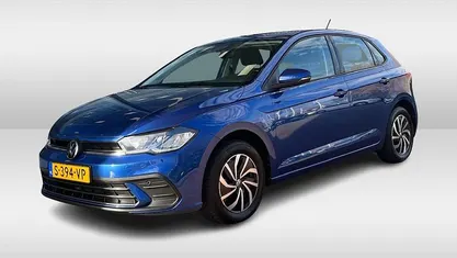 Blauw Gebruikt 2023 VW Polo Life Hatchback | € 18.950 (Eerlijke prijs)