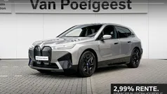 Oxidgrau metallic (grijs metallic) Gebruikt 2022 BMW iX Comfort Edition SUV | € 74.900 (Eerlijke prijs)