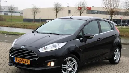 Occasion Ford Fiesta Titanium 101 PK (74 kW) 2014 Zwart Hatchback