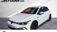 Gebruikt 2021 VW Golf VIII GTI Sedan | € 34.366 (Eerlijke prijs)