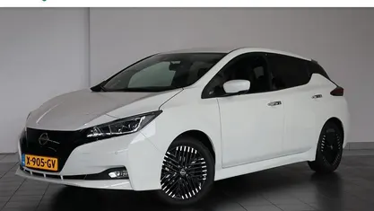 Wit Gebruikt 2023 Nissan Leaf N-Connecta Hatchback | € 18.840 (Eerlijke prijs)