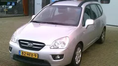 Gebruikt 2008 Kia Carens MPV | € 2.650 (Eerlijke prijs)