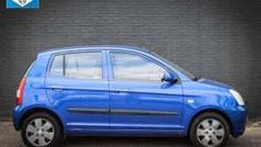 Blauw Gebruikt 2005 Kia Picanto LX Hatchback | € 1.950 (Eerlijke prijs)