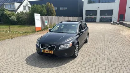 Zwart Gebruikt 2010 Volvo V70 Kinetic Stationwagen | € 2.500 (Super prijs)