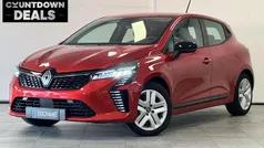 Gebruikt 2023 Renault Clio V Evolution Hatchback | € 22.195 (Eerlijke prijs)
