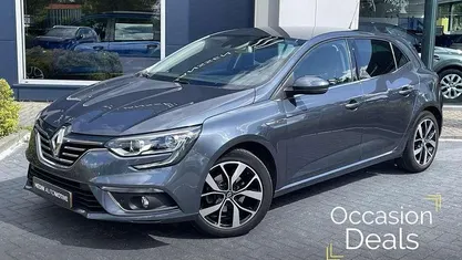 Occasion 2020 Renault Mégane IV Bose Edition Hatchback | € 16.895 (Eerlijke prijs)