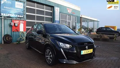 Occasion 2020 Peugeot e-208 Active Hatchback | € 12.575 (Eerlijke prijs)