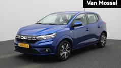 Gebruikt 2024 Dacia Sandero Expression Hatchback | € 19.935 (Eerlijke prijs)
