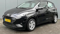 Zwart Gebruikt 2024 Hyundai i10 Comfort Hatchback | € 16.395 (Eerlijke prijs)